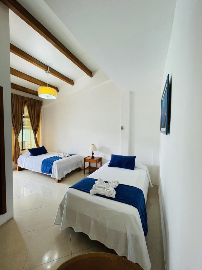 Fernandina Hotel & Spa Puerto Ayora  Zewnętrze zdjęcie