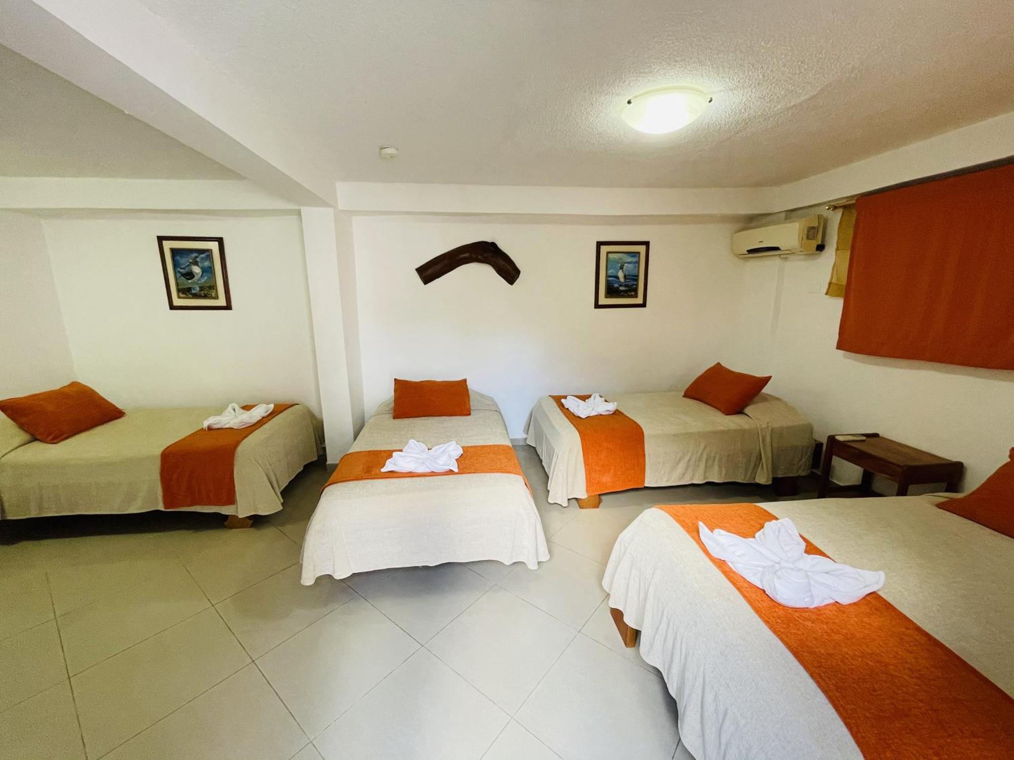 Fernandina Hotel & Spa Puerto Ayora  Zewnętrze zdjęcie